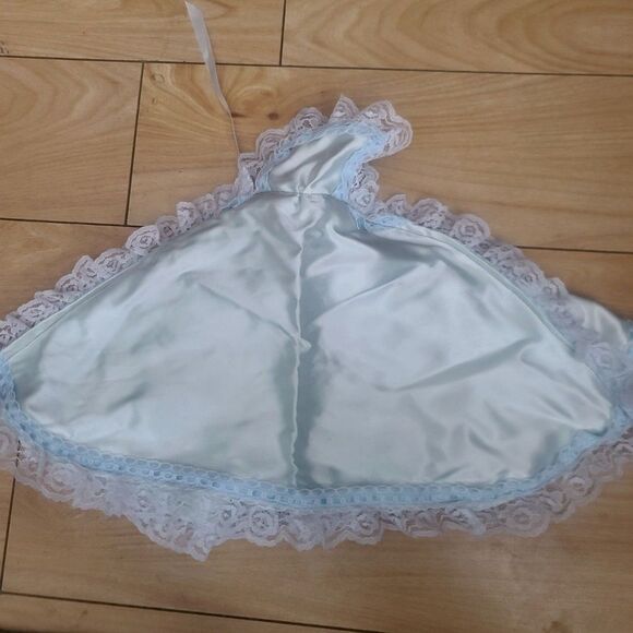 Infant of Prague Blue Satin White Lace Vestment - Picture 4 of 5